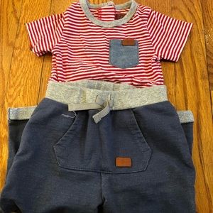 Cat & Jack Short sleeve/pants set 6-9 months.